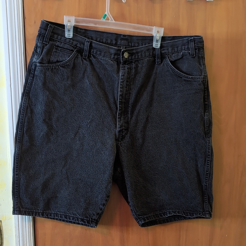 Dickies Men's Dark Denim Faded Black Jean Shorts Size 42 Vintage Belize